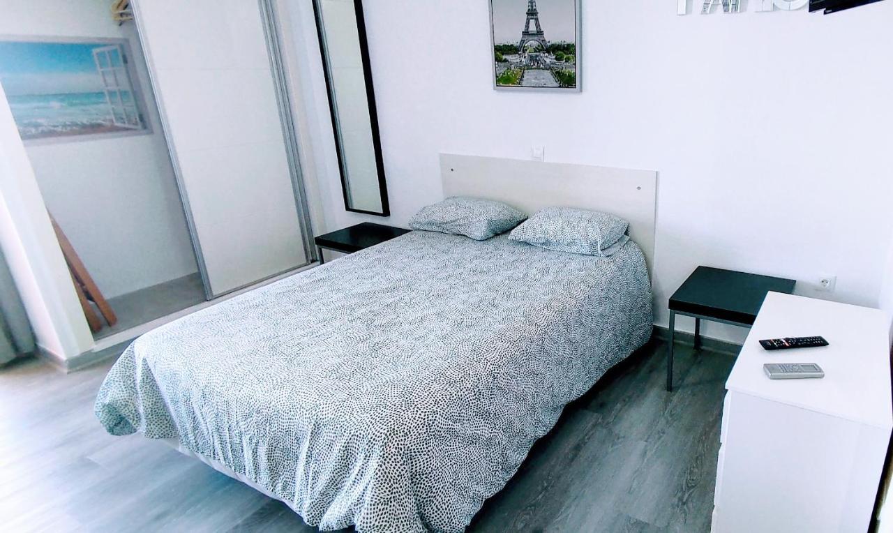 Minerva Apartment Wonderful Sea Views Benalmadena Luaran gambar