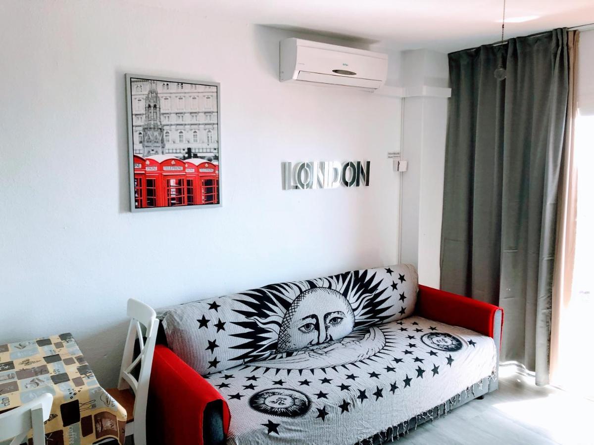 Minerva Apartment Wonderful Sea Views Benalmadena Luaran gambar
